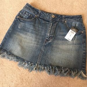 BRAND NEW W/TAGS Rue21 High Rise Mini Denim Skirt